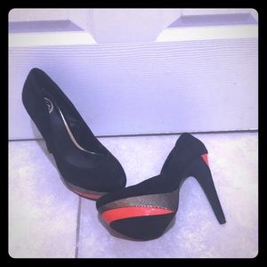 Jessica Simpson “suede” Heel. Size 8.5